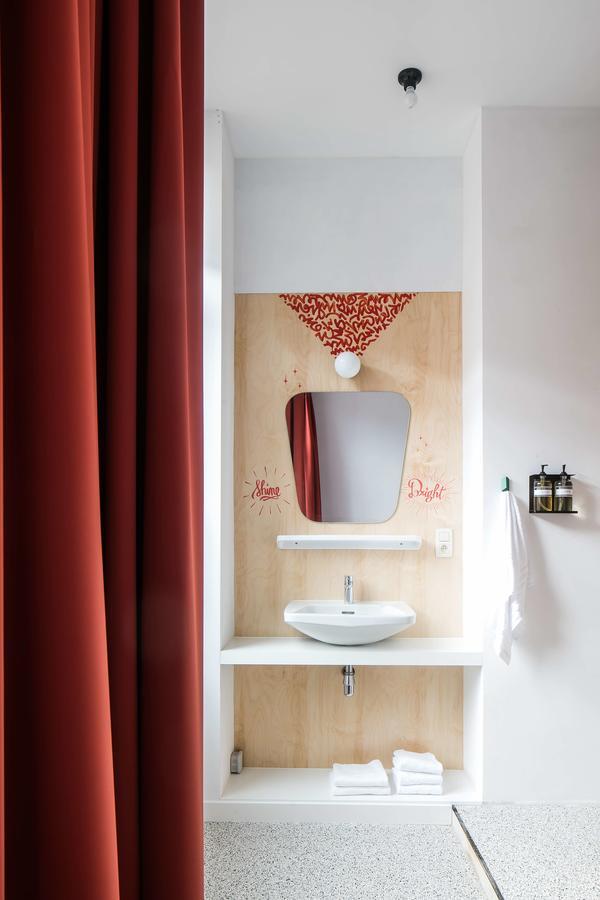 Room&Moor Gent Bagian luar foto